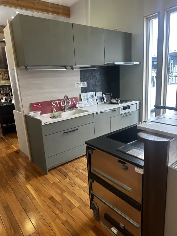 EST Tokyo showroom and Japan warehouse — Japanese building materials 1